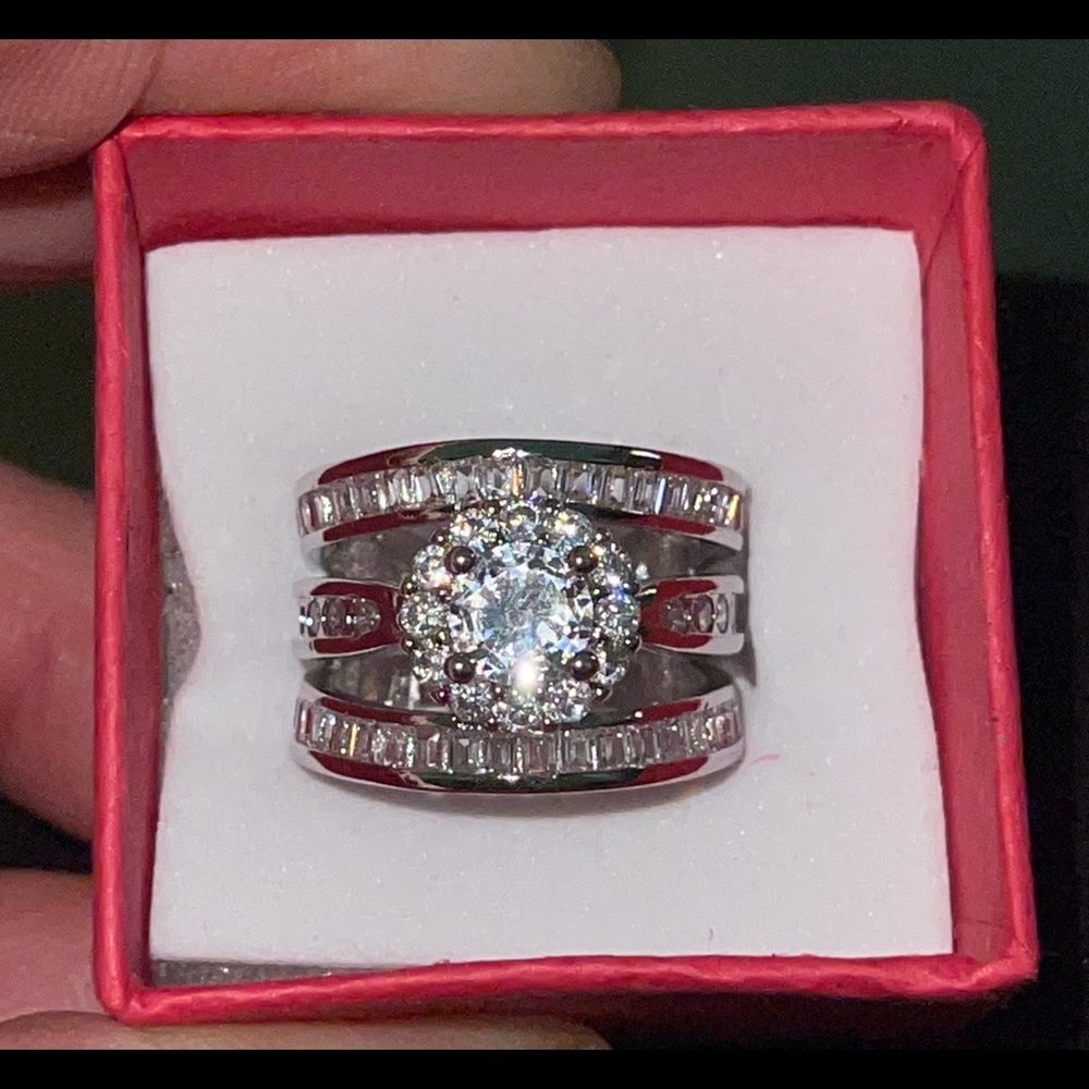 Stunning Sz 6 Sapphire Stamped Sterling Ring